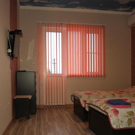 Guest House Vzgorye Gagra Esterno foto