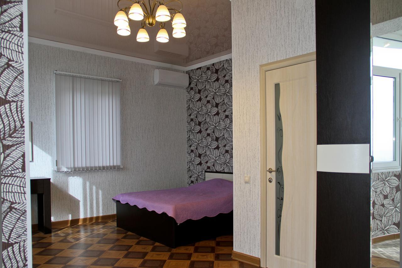 Guest House Vzgorye Gagra Esterno foto