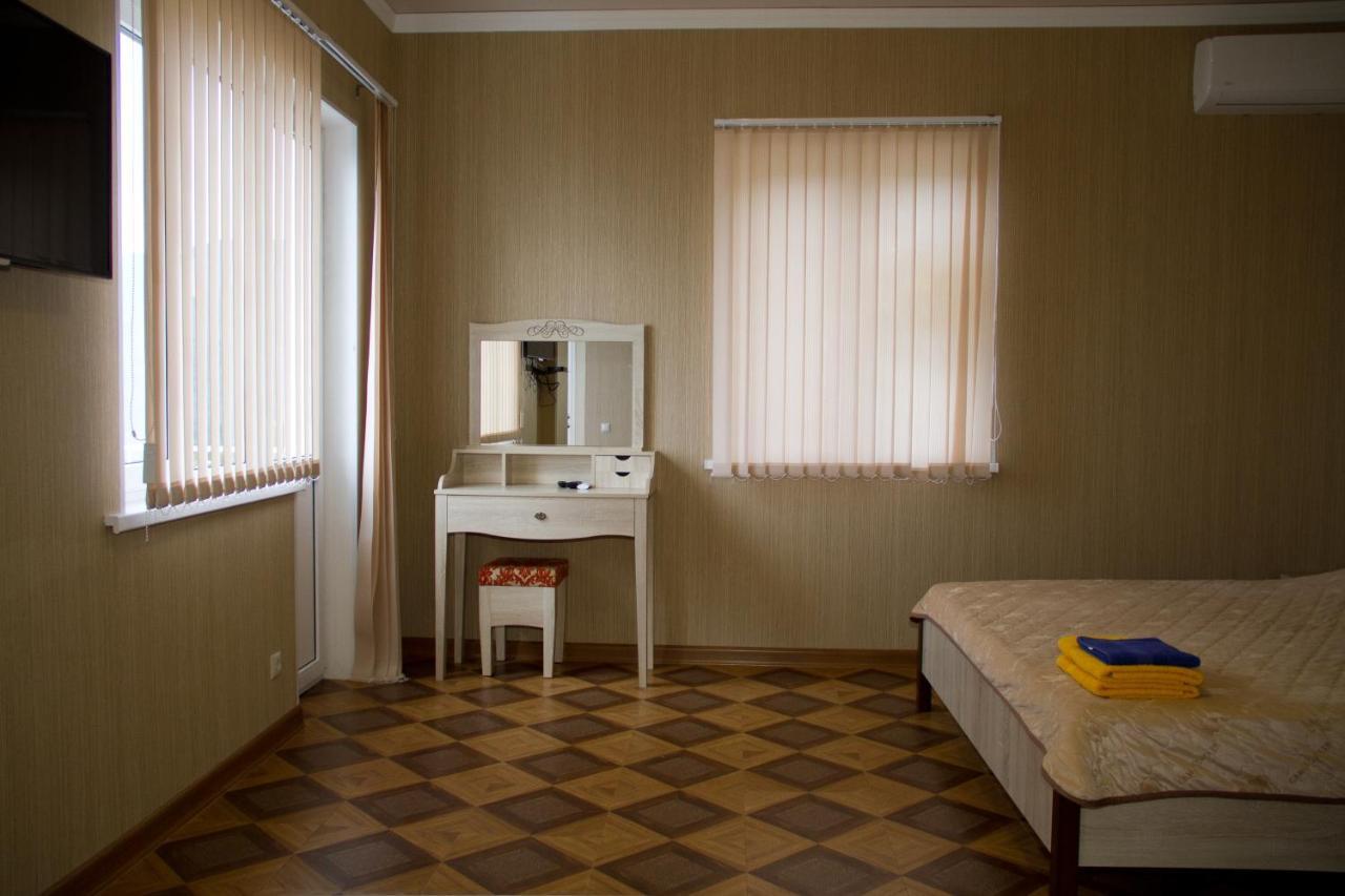 Guest House Vzgorye Gagra Esterno foto