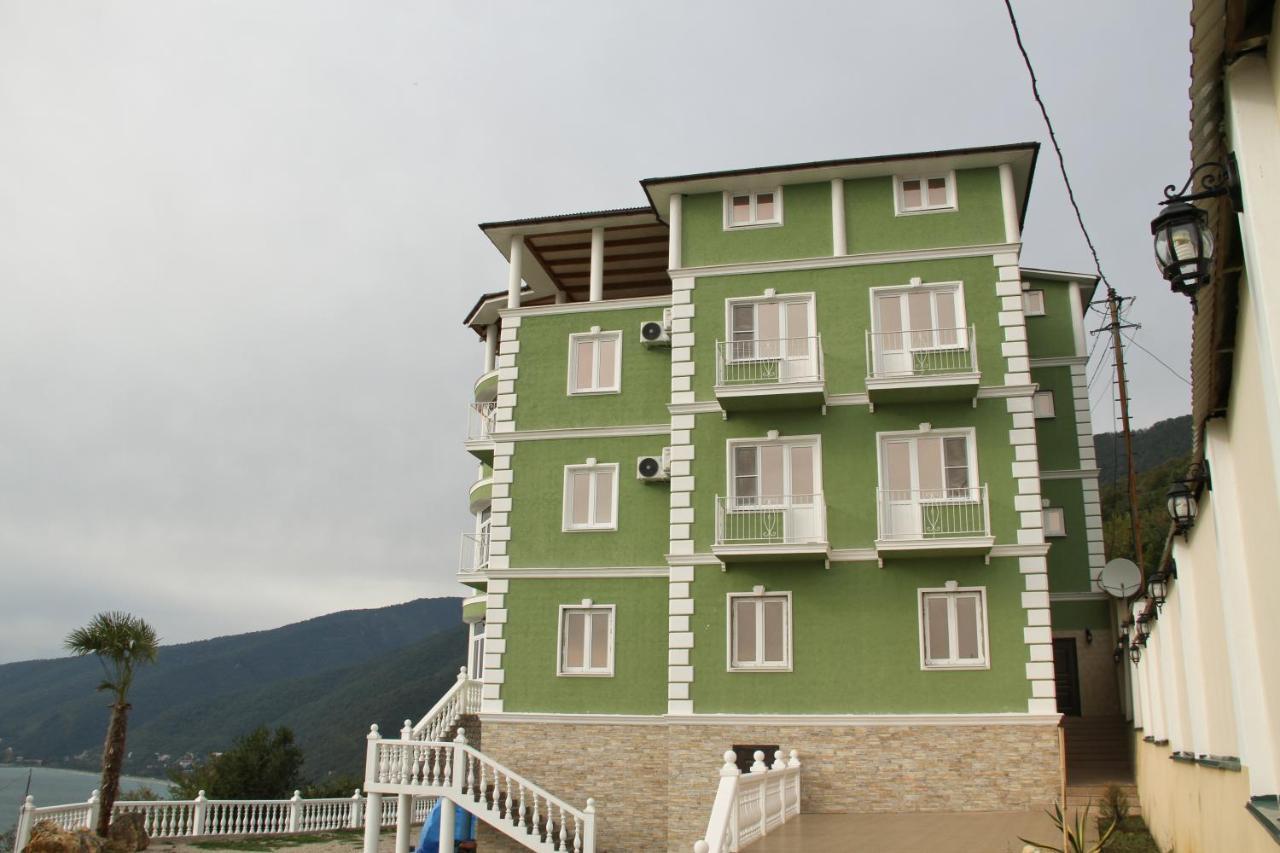 Guest House Vzgorye Gagra Esterno foto