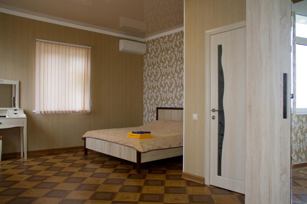 Guest House Vzgorye Gagra Esterno foto
