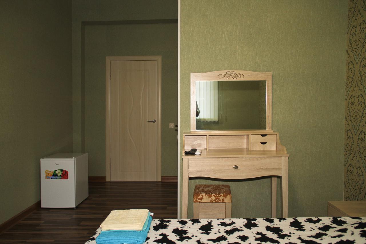 Guest House Vzgorye Gagra Esterno foto