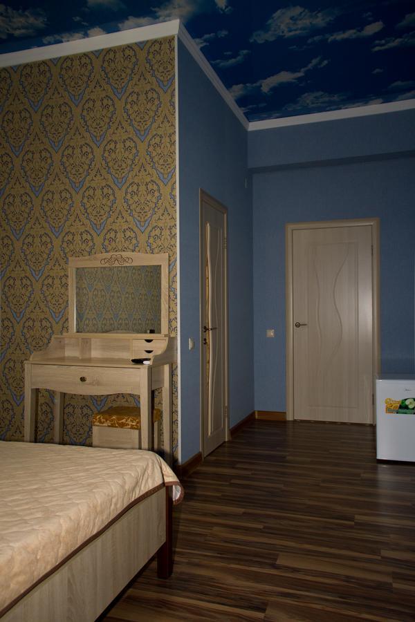 Guest House Vzgorye Gagra Esterno foto