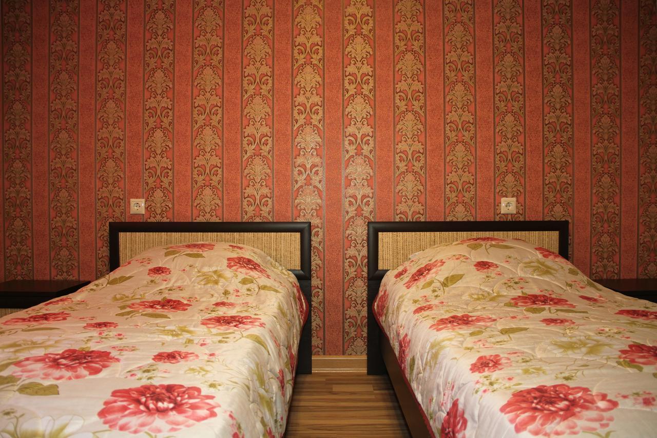 Guest House Vzgorye Gagra Esterno foto