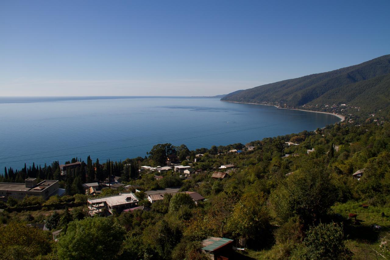 Guest House Vzgorye Gagra Esterno foto